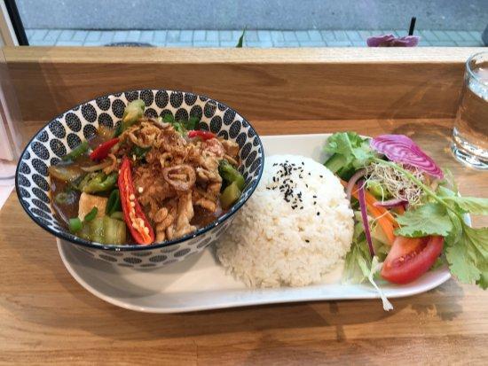 Khao Thai Take Away