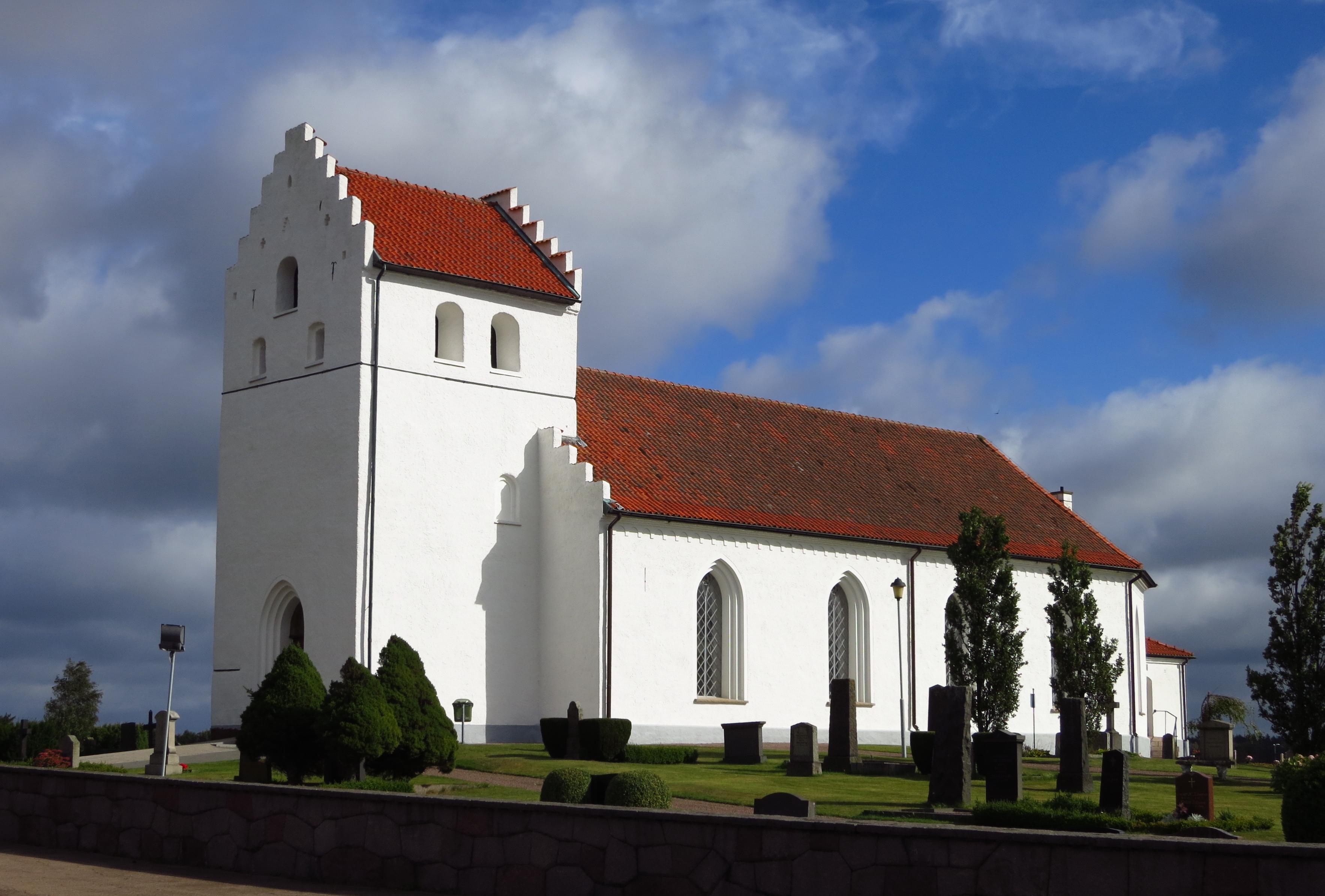 Ekeby kyrka