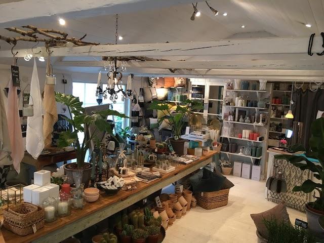 Marta's Cafe & Shop